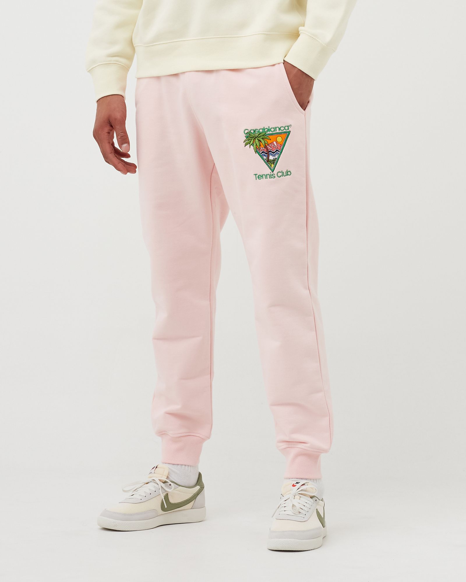 TENNIS CLUB ICON EMBROIDERED SWEATPANT