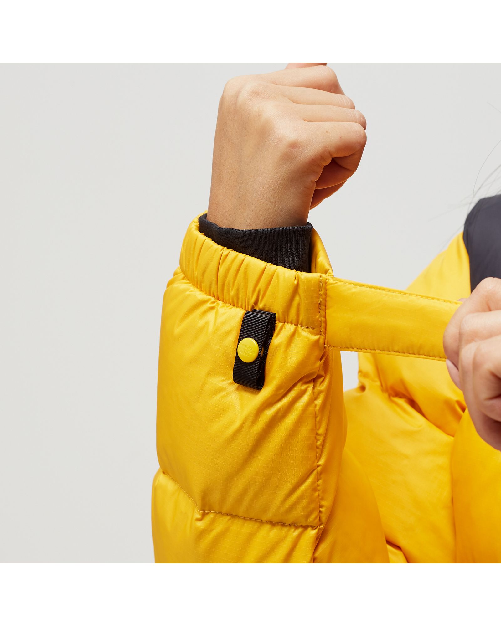 WMNS 1996 RETRO NUPTSE JACKET