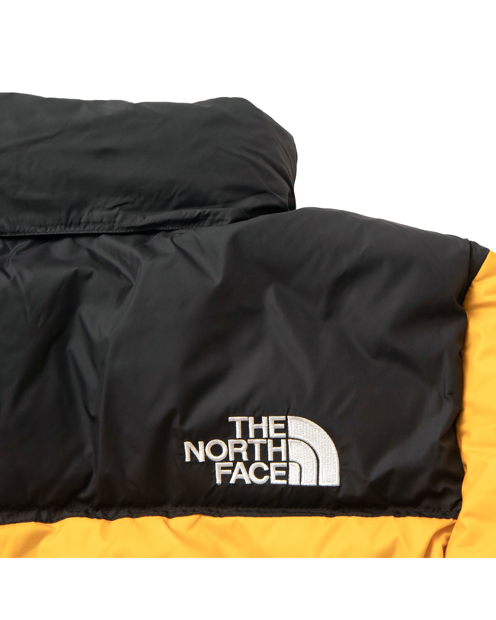 WMNS 1996 RETRO NUPTSE JACKET