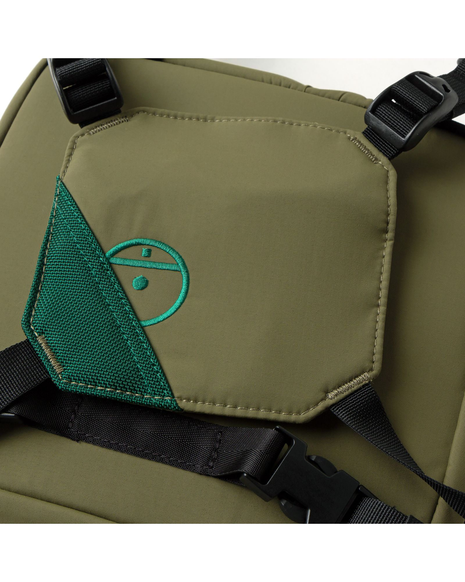 STEEP TECH CHEST PACK