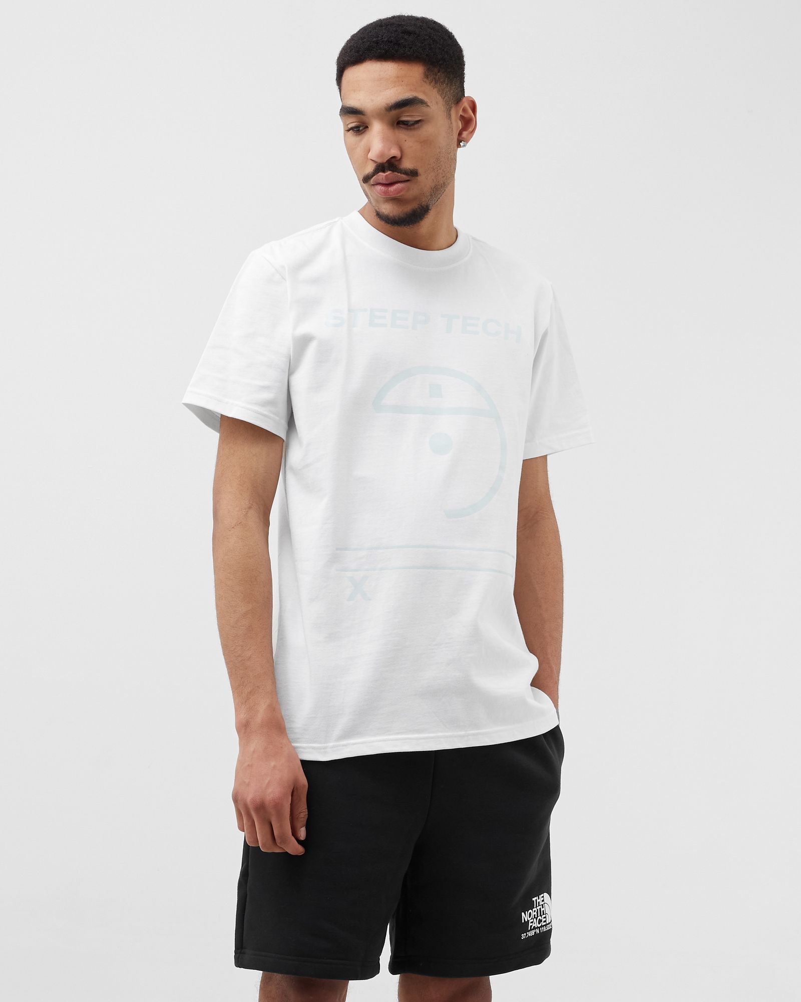 U STEEP TECH LIGHT TEE