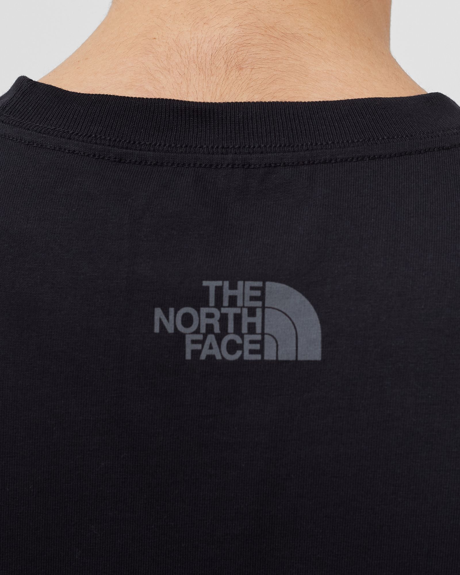 U STEEP TECH LIGHT TEE