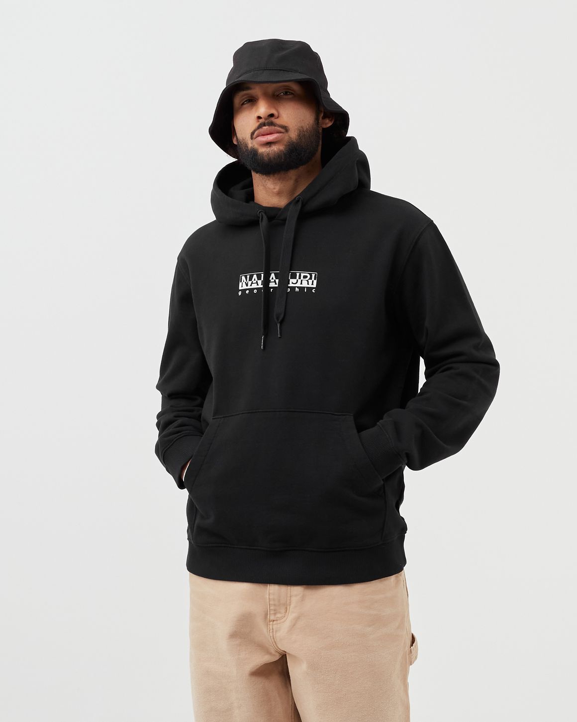 送料込★NAPAPIJRI★B-Box 1 パーカー・フーディー Napapijri BOX HOODIE Black | BSTN Store