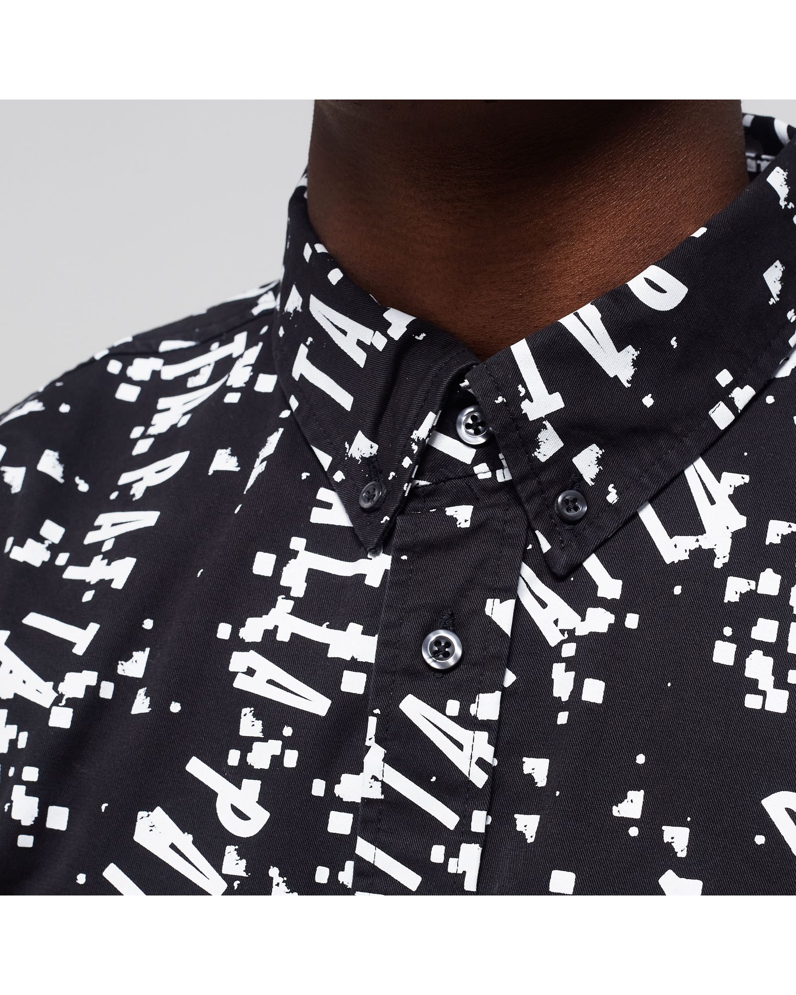 UNIVERSE RELAXED BUTTON DOWN SHIRT