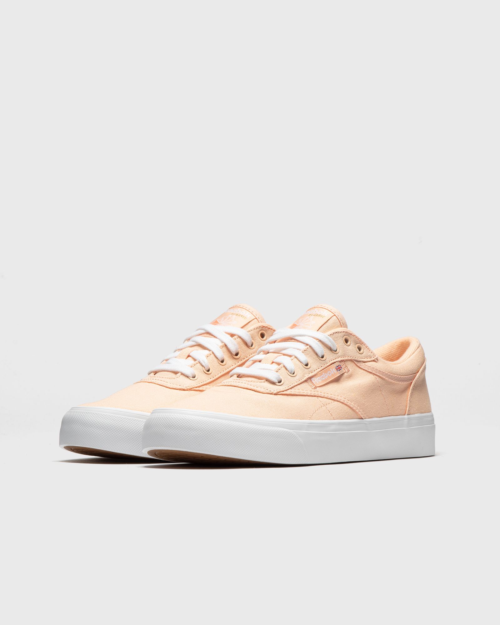 WMNS Club C Coast