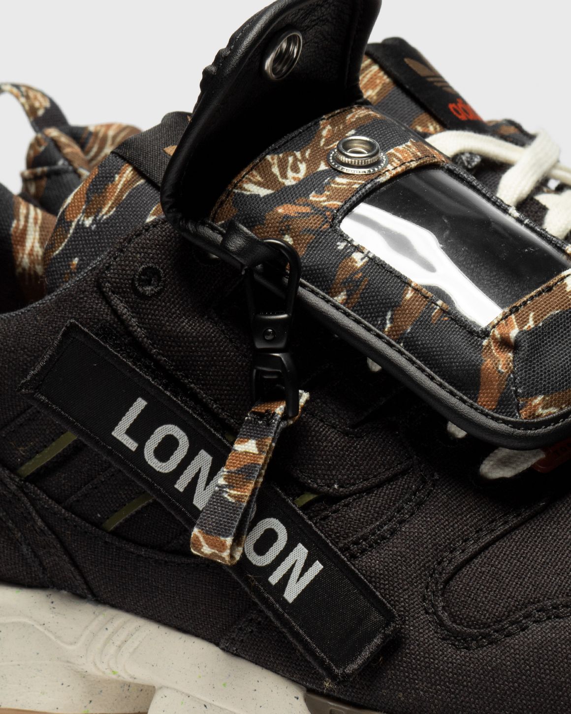 Adidas ZX 8000 'OUT THERE' Black | BSTN Store