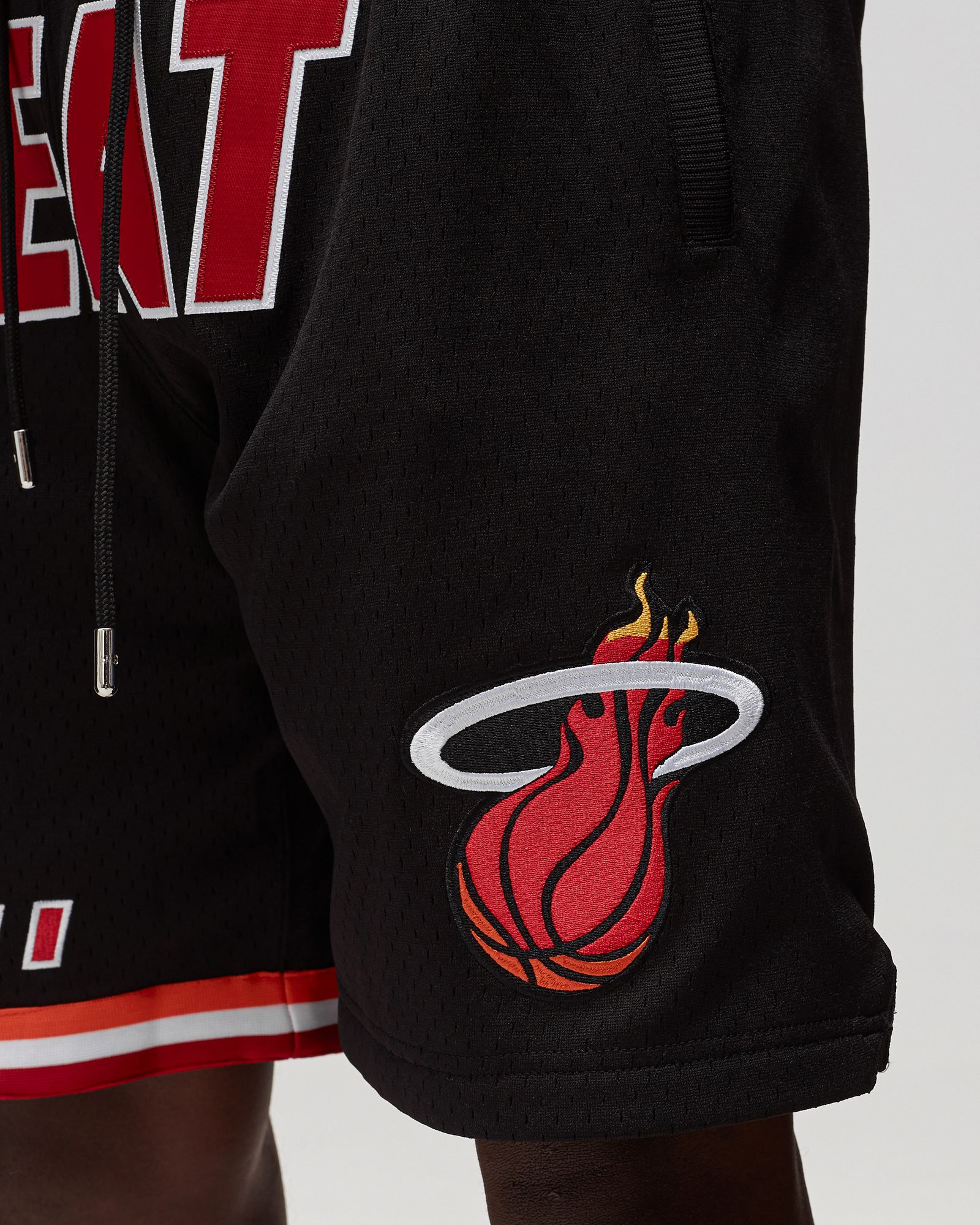 JUST DON MIAMI HEAT SHORT
