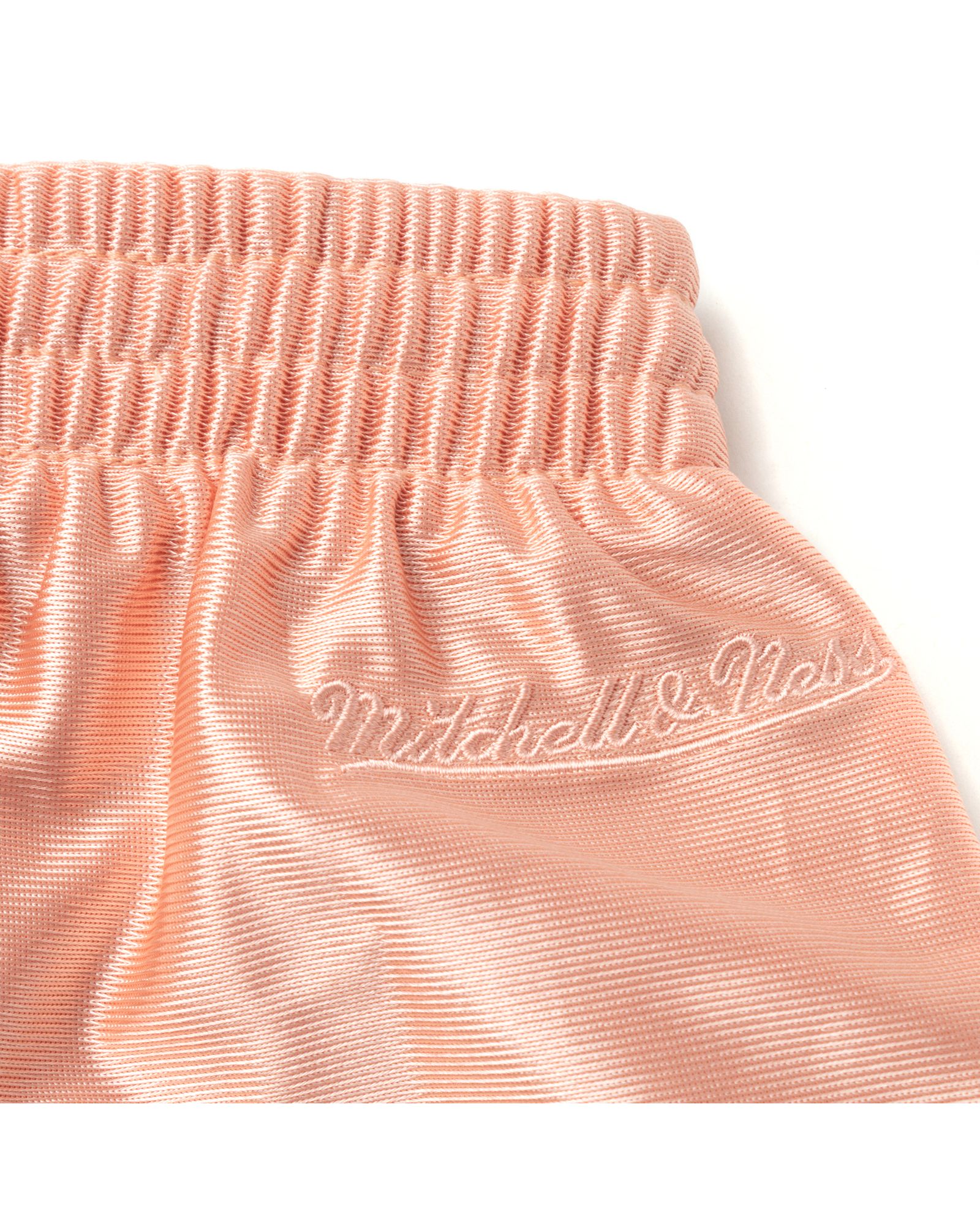 NBA WOMENS DAZZLE JUMP SHOT SHORT CHICAGO BULLS