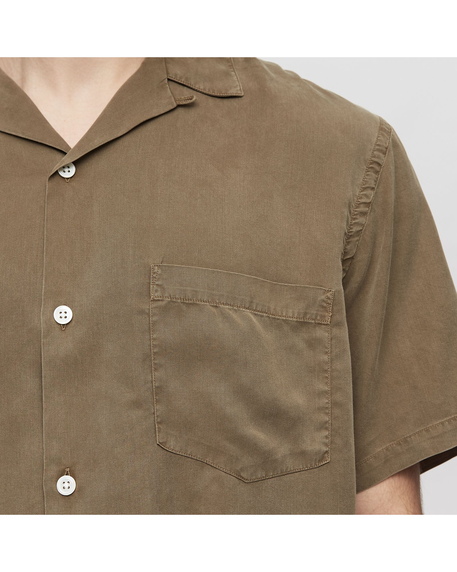 Dog Town Short Sleeve Shirt