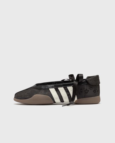 Adidas WMNS TAEKWONDO MEI X LIBERTY LONDON, black
