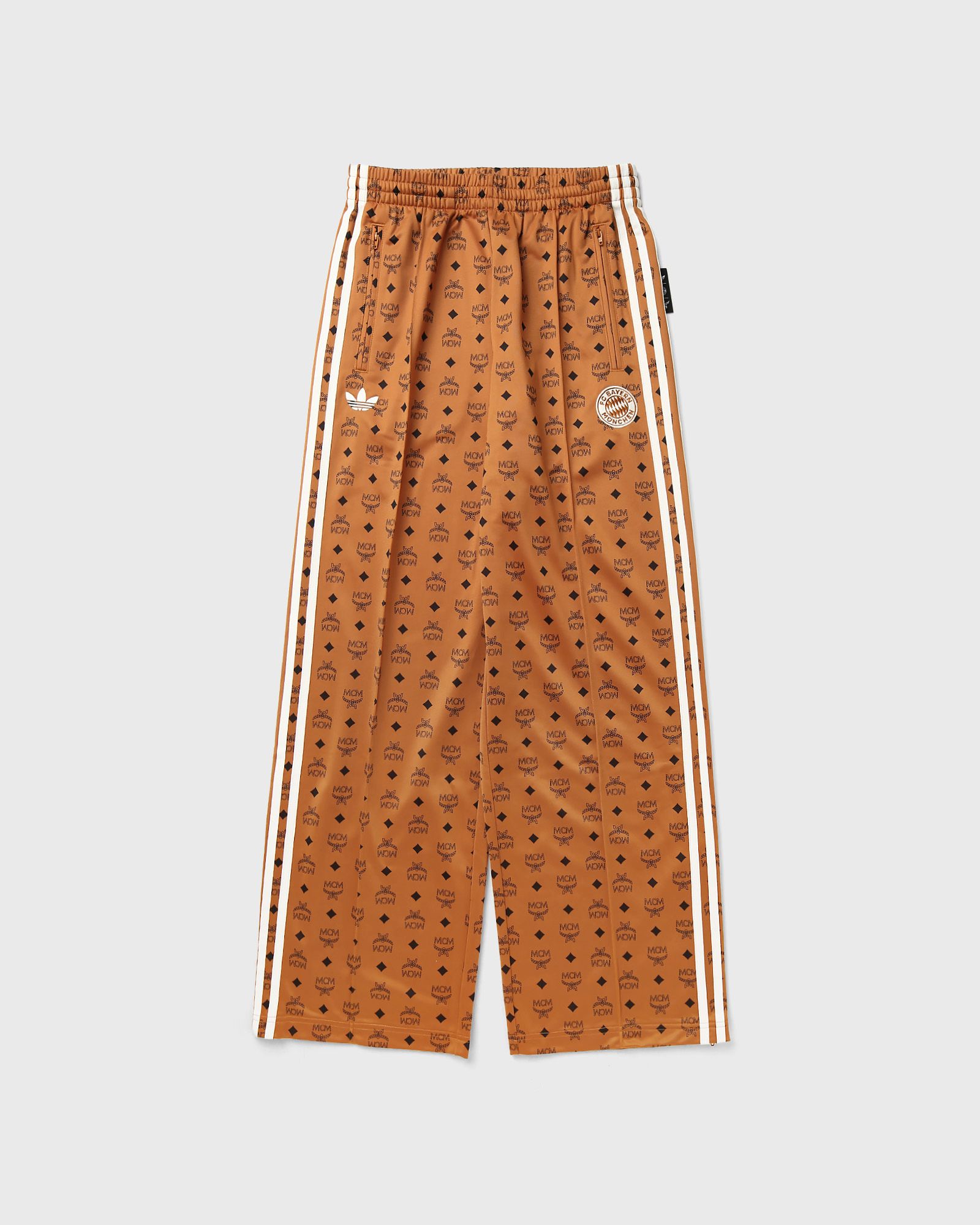 adidas WMNS FC BAYERN 26/27 X MCM TRACK PANT, Ansicht 1