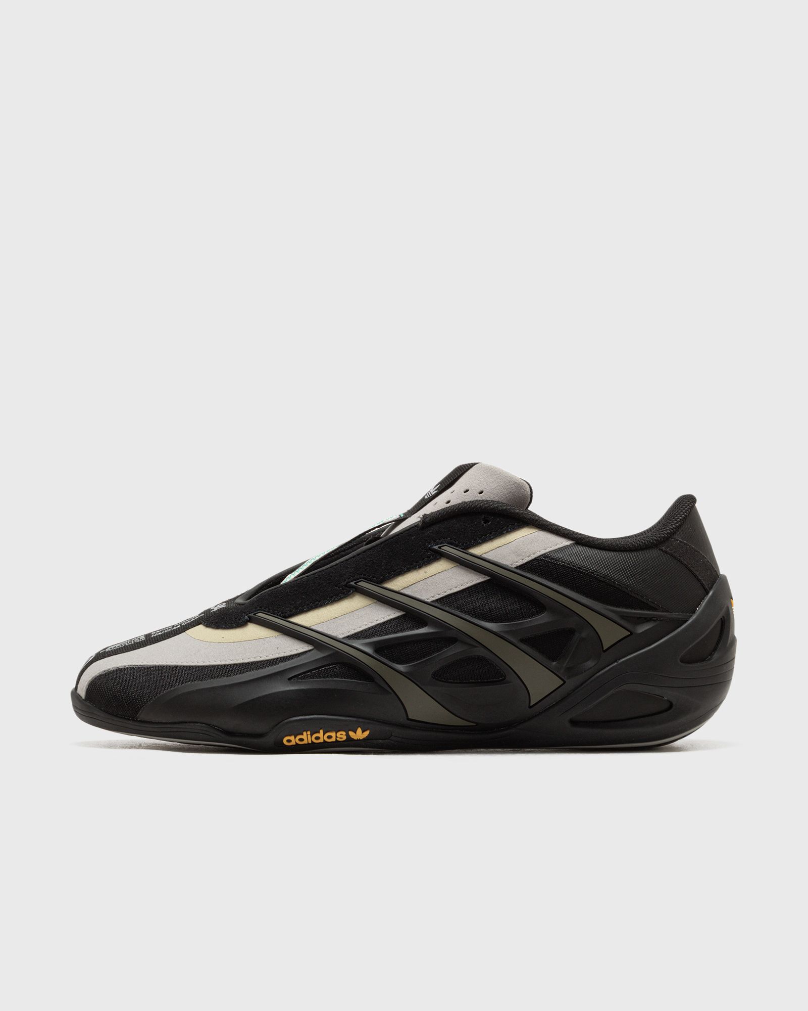Adidas X BAD BUNNY ADIRACER GT, brown