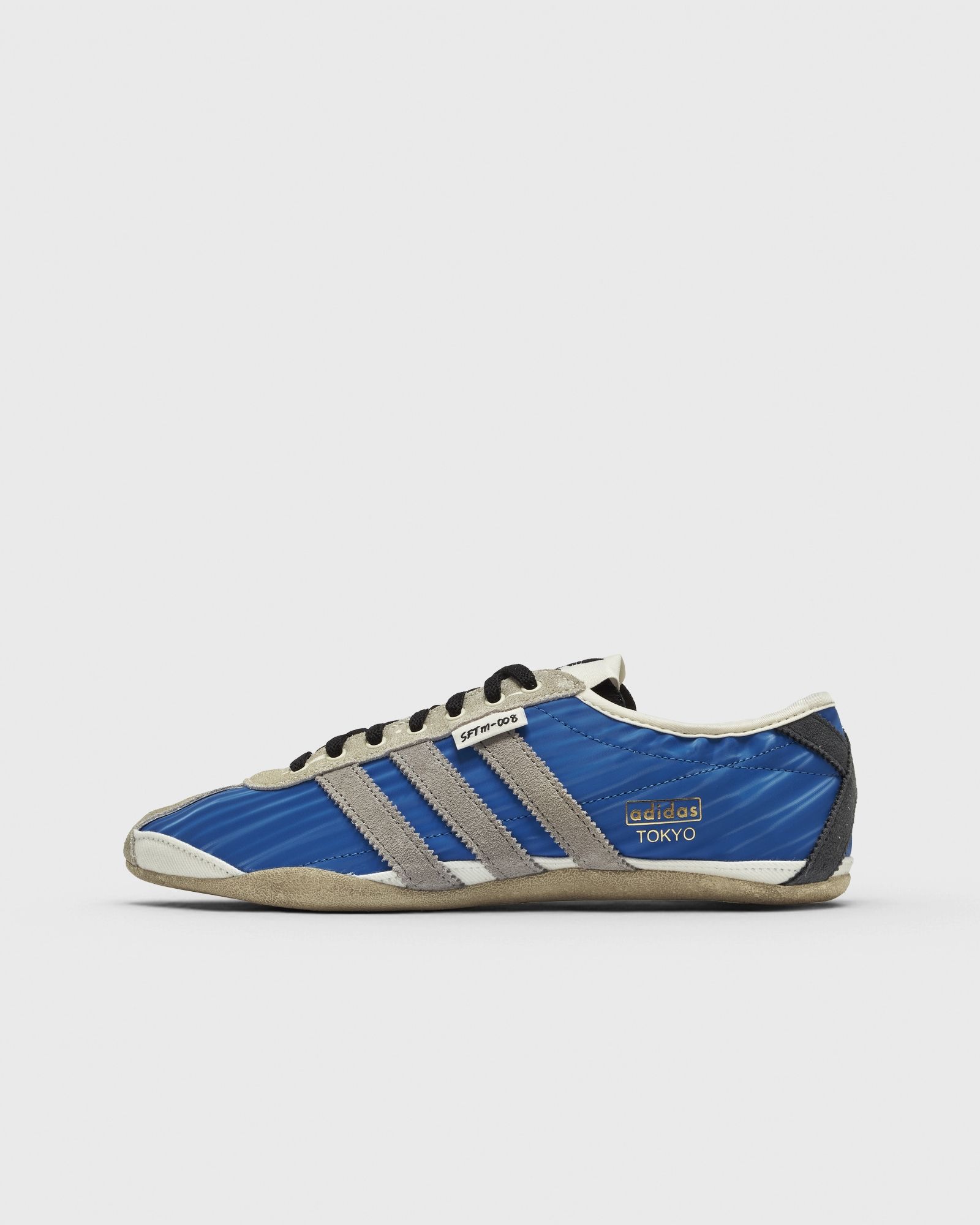 adidas Tokyo “Bluebird Grey”: träumerisch in kühlem Graublau (2)