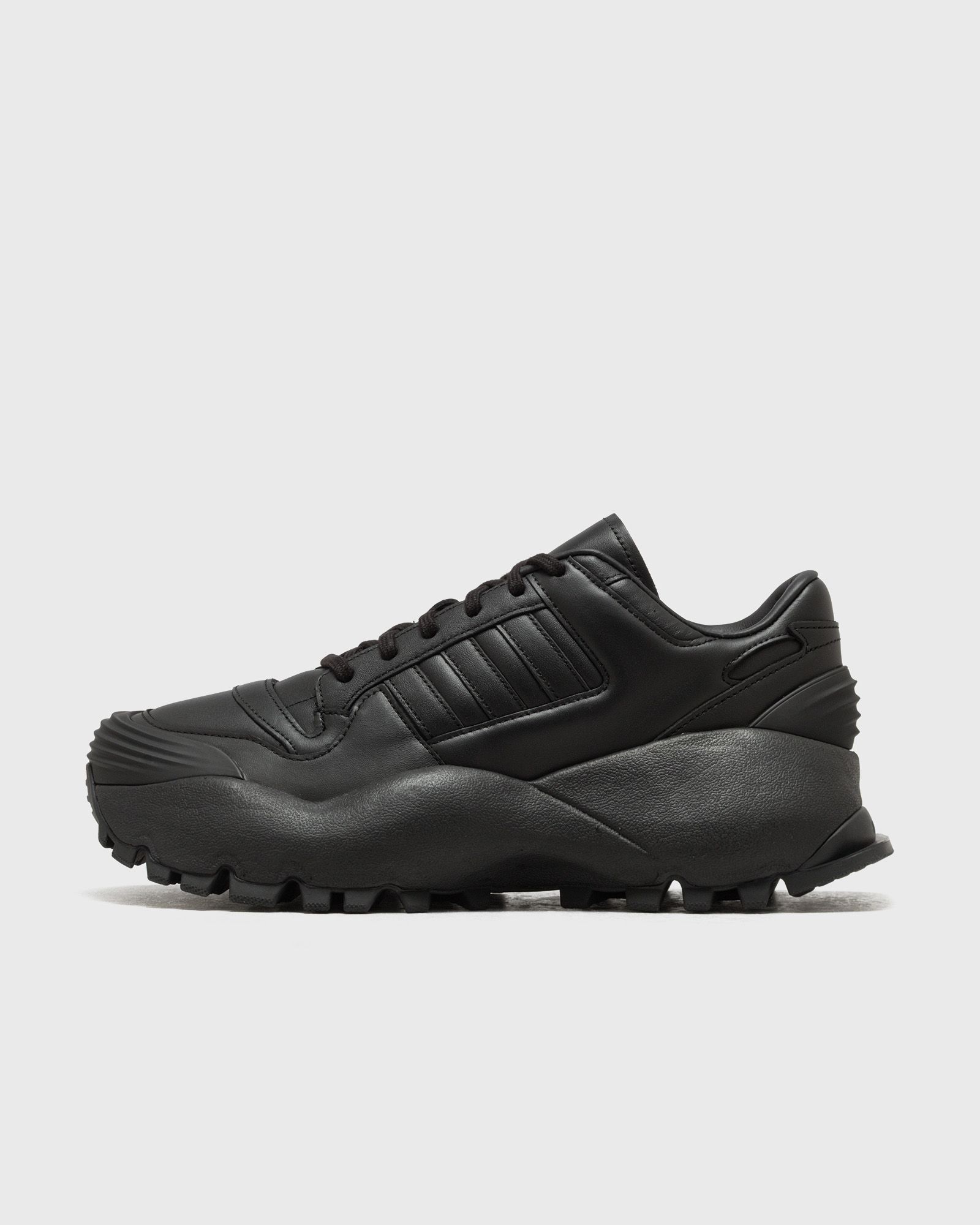Adidas X WILLY CHAVARRIA Forum Sneaker, black