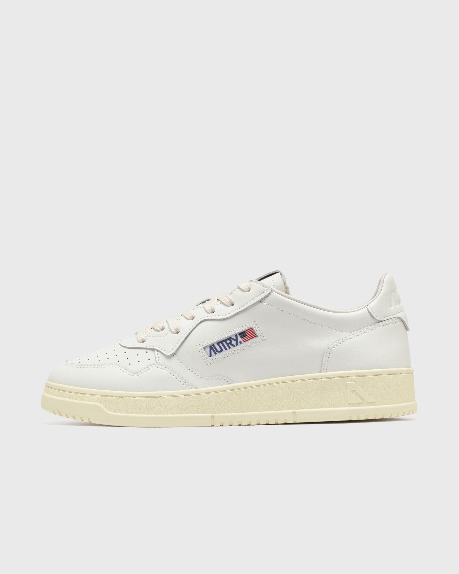 Autry Action Shoes MEDALIST LOW MAN, white