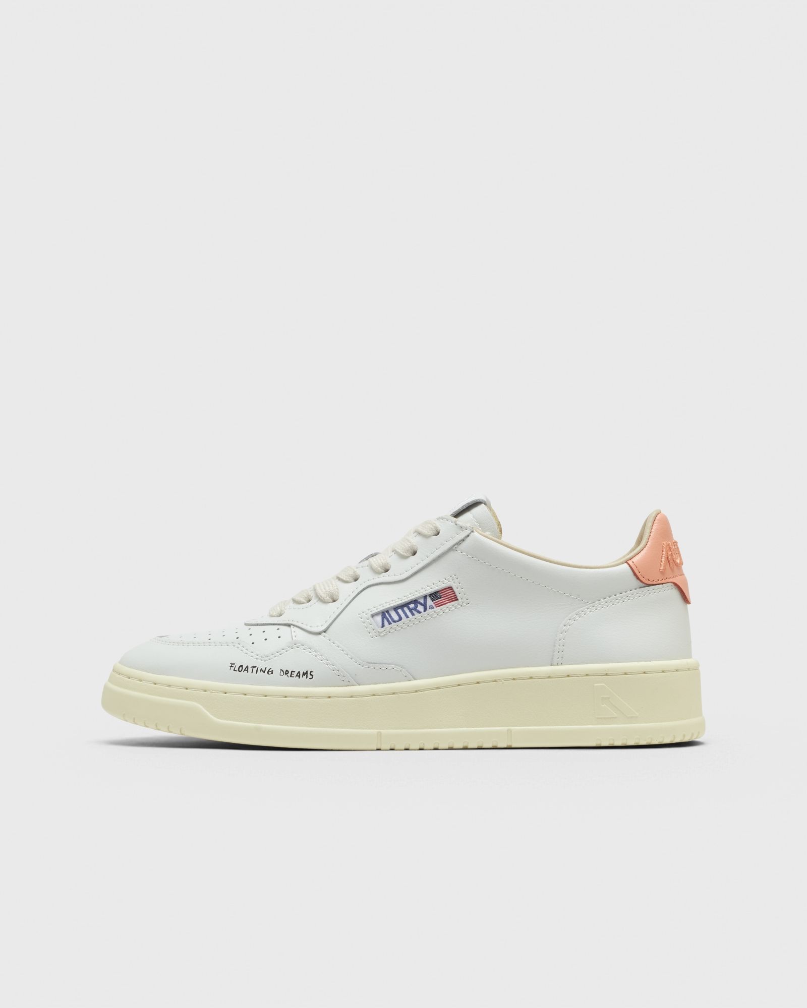Autry Action Shoes MEDALIST LOW WOM, white