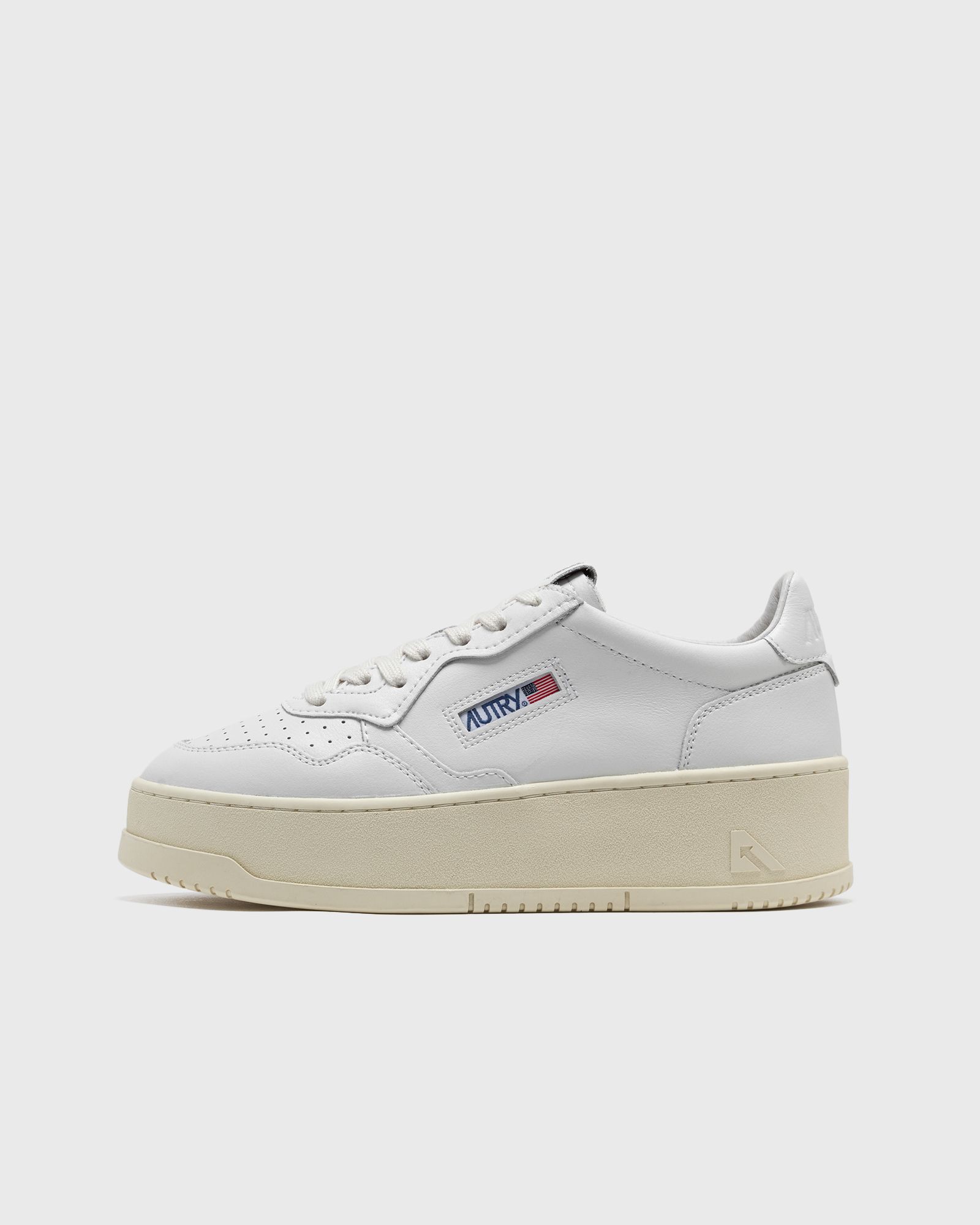 Autry Action Shoes WMNS PLATFORM LOW, white