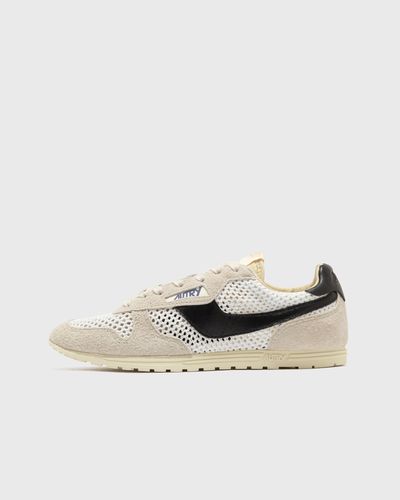 Autry Action Shoes WINDSPIN LOW WOM, beige