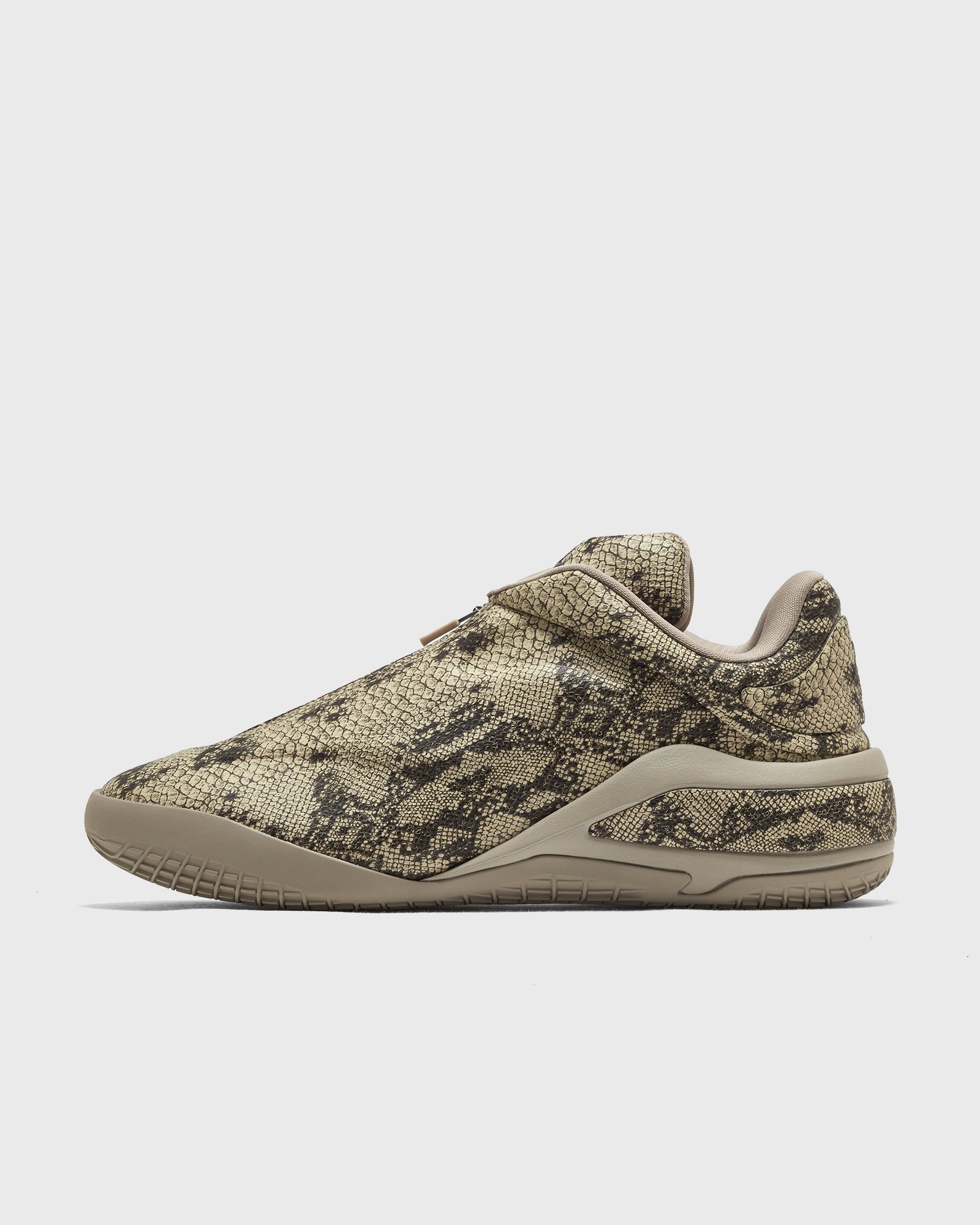Converse SHAI 001 “Slither”: ein Converse mit Nike-Herz in Schlangenhaut (2)