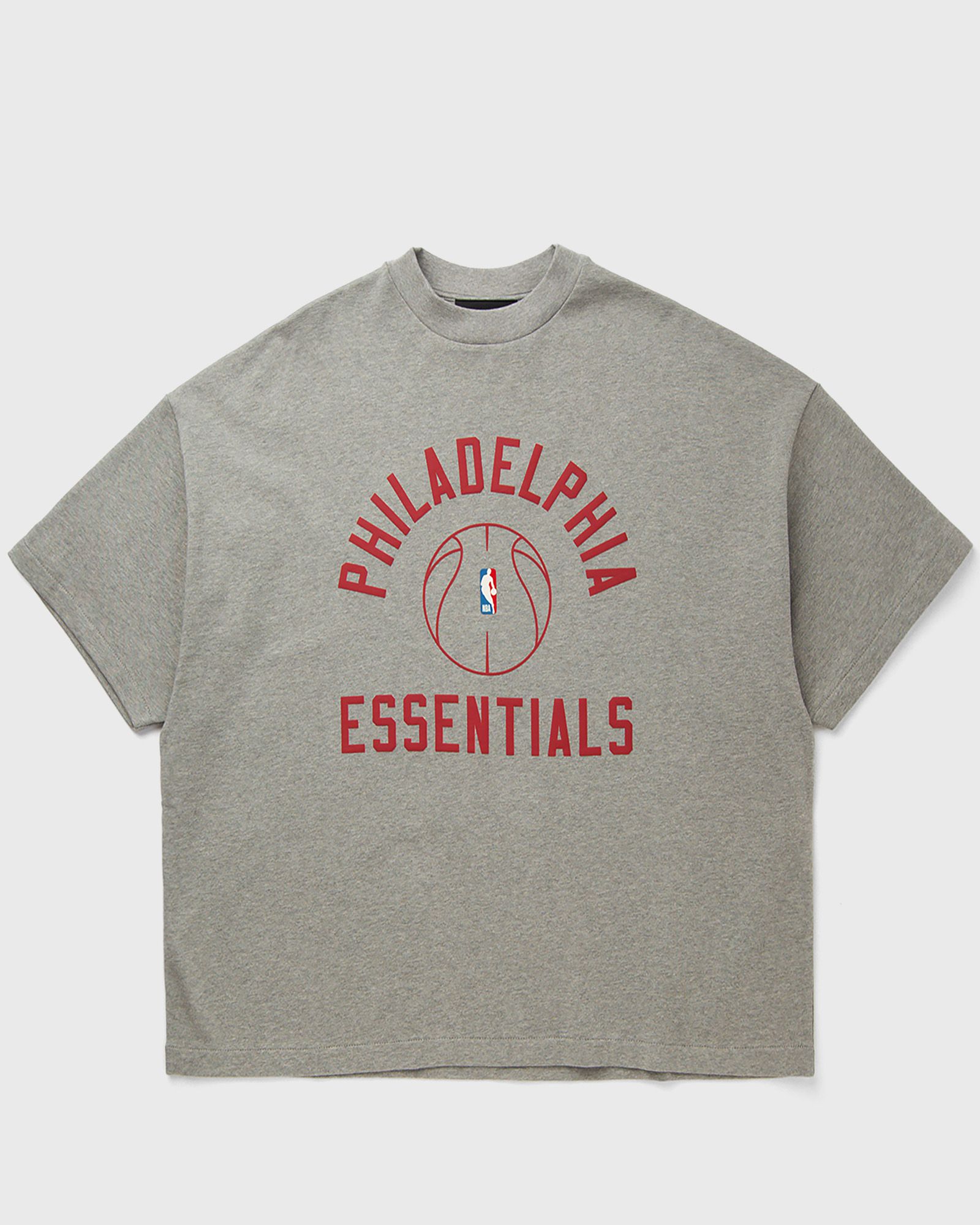 Fear of God Essentials SIXERS X Barkley Hendricks 90'S TEE, grey