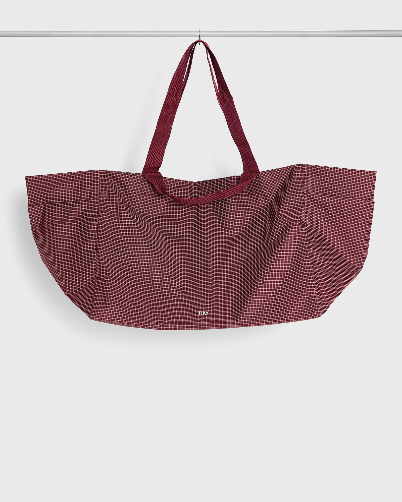 Hay Grid Weekend Bag Large, red