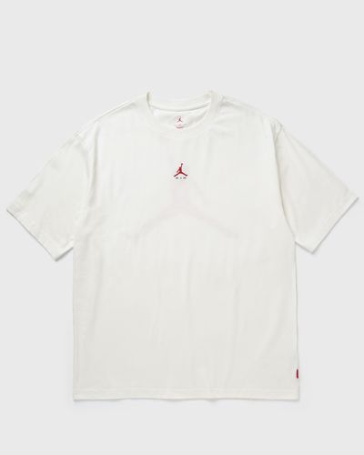 Jordan Brooklyn LSR WM GFX SS CRW, white