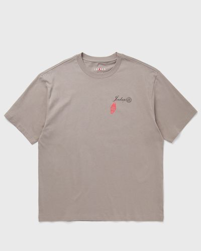 Jordan NC TRAVEL GFX SS CREW, brown