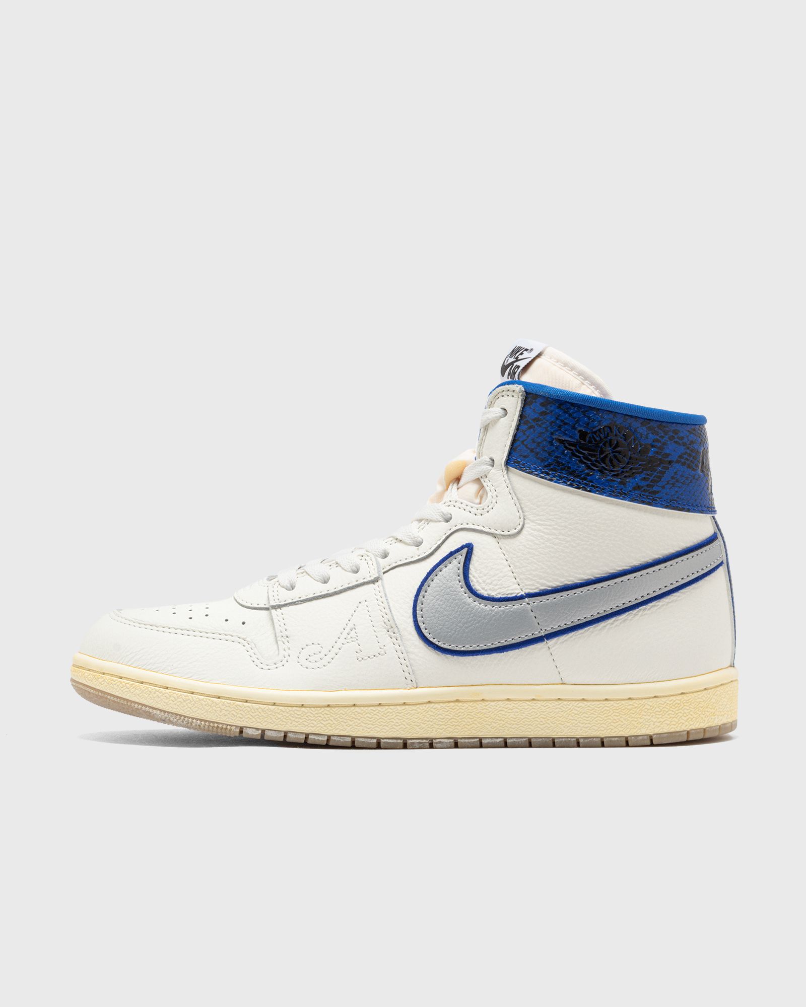 Jordan X AWAKE NY AIR SHIP 'GAME ROYAL', blue|beige