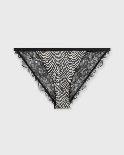 love stories Wild Rose, black