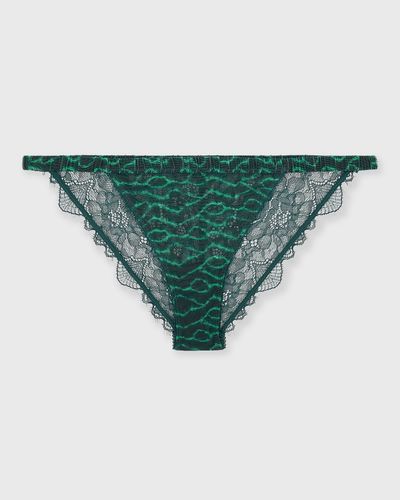 love stories Wild Rose, green