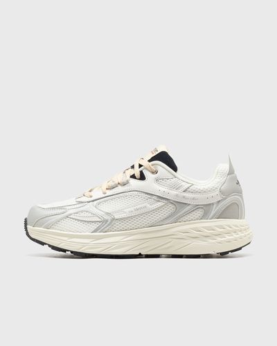 Mercer The Re-Run MAX Track & Field, silver