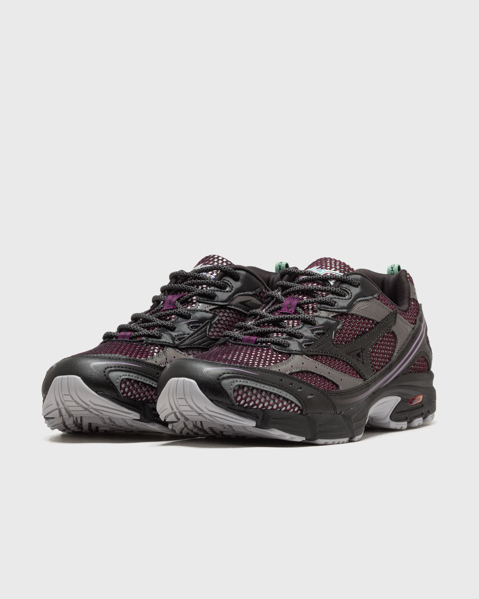Mizuno MXR promotion