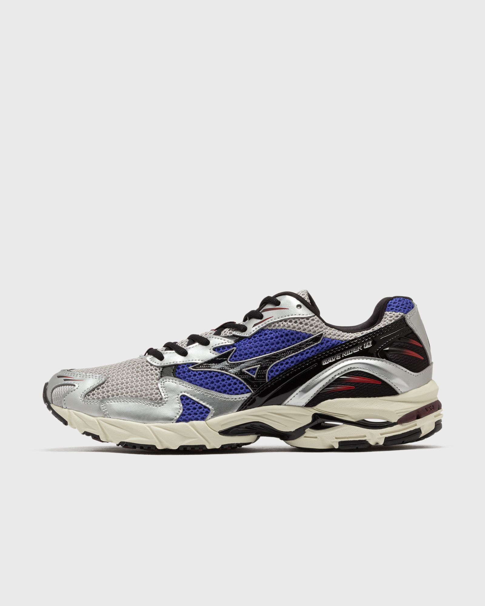 Mizuno Wave Rider promotion