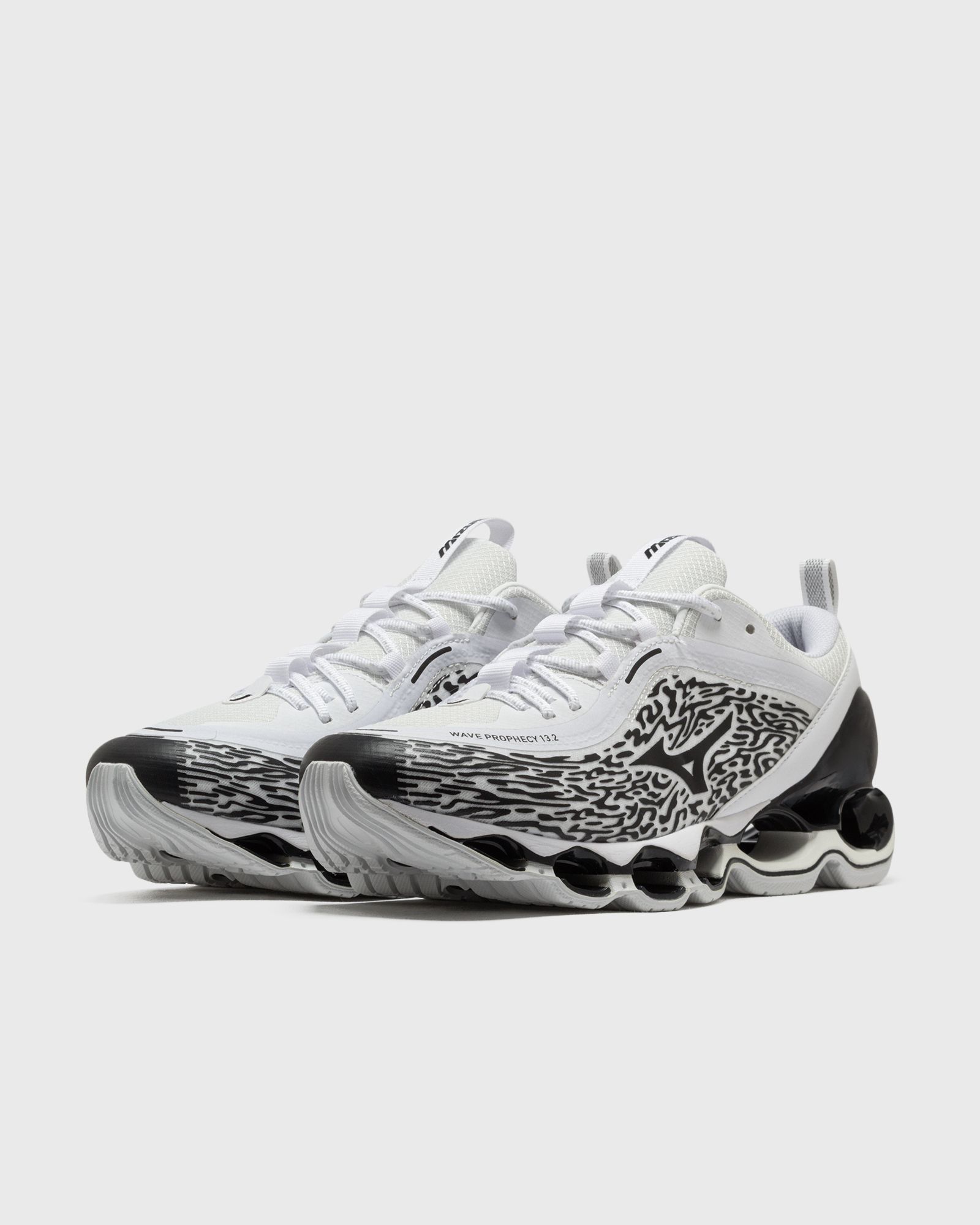 Mizuno Wave Prophecy promotion
