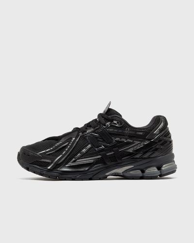 New Balance 1906, black
