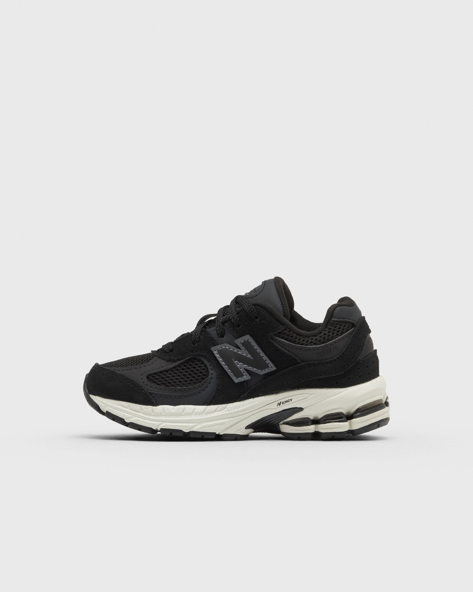 New Balance 2002 LACE, black