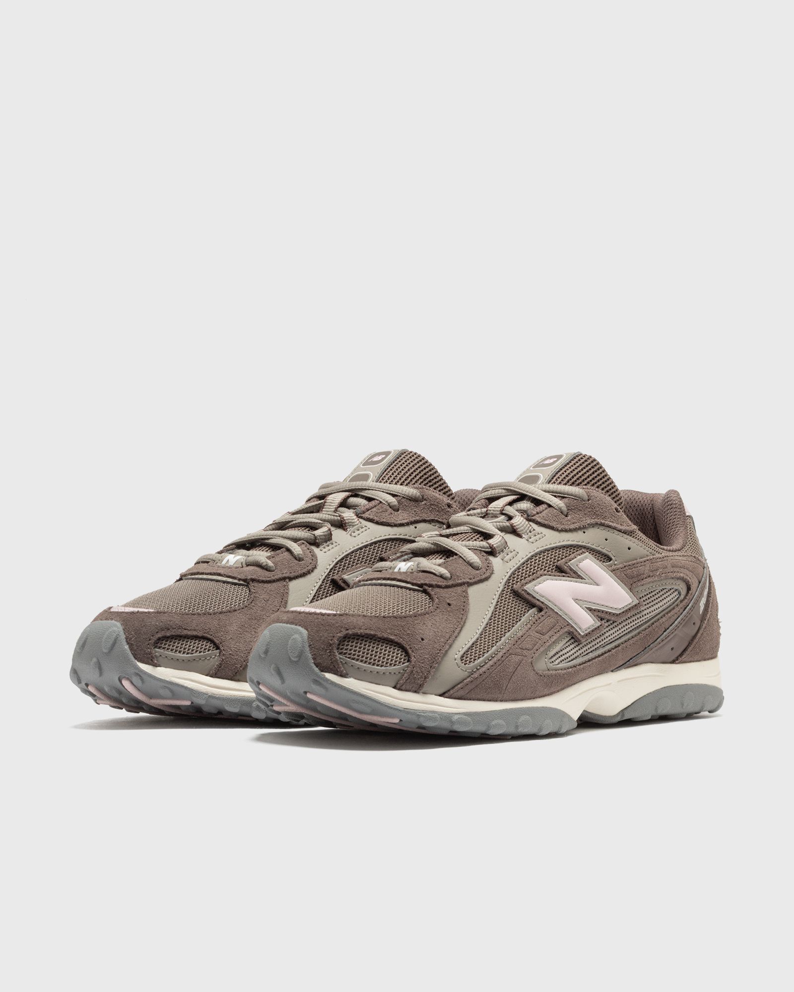 New Balance 204 promotion