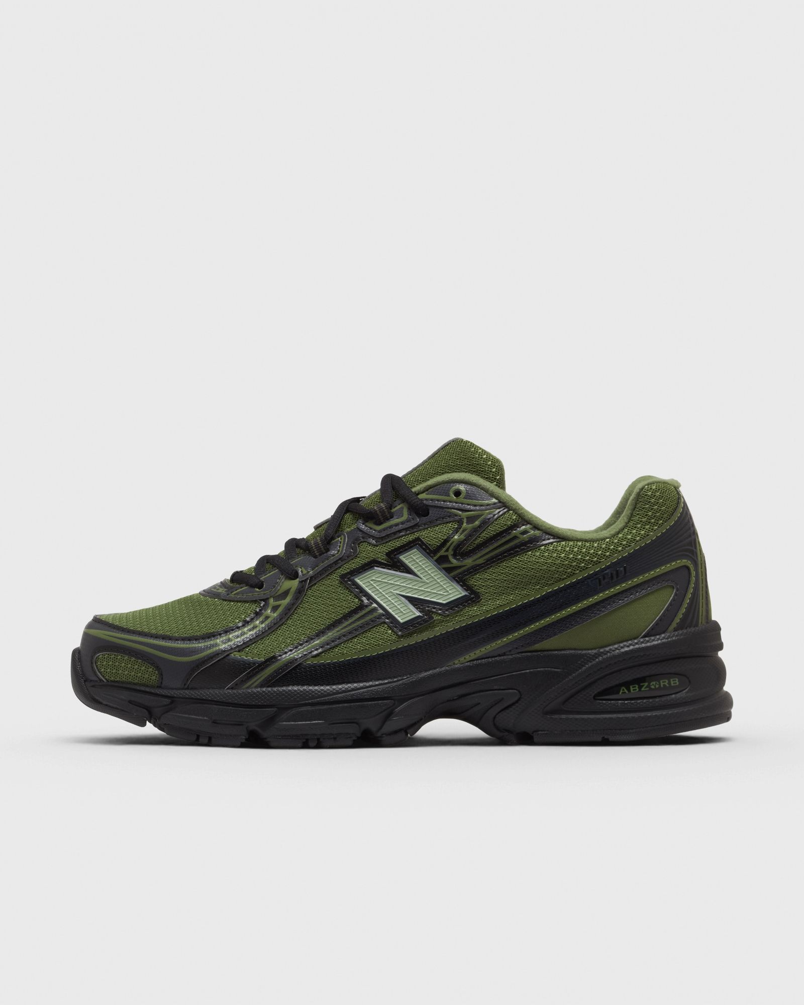 New Balance 740, green