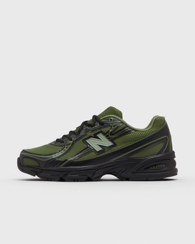 New Balance 740, green