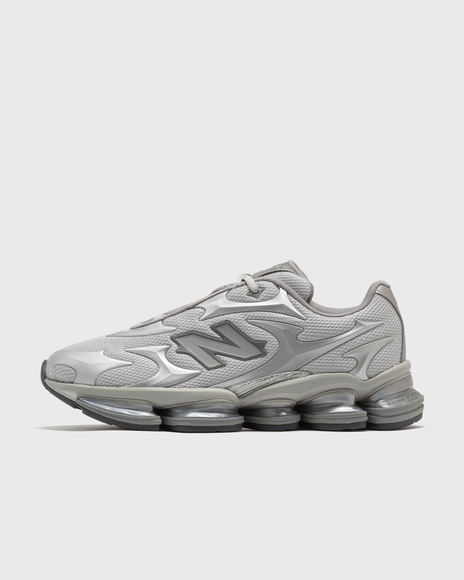 New Balance Abzorb 2000 “Silver Metallic”: Silber trägt sich wie Grau (5)