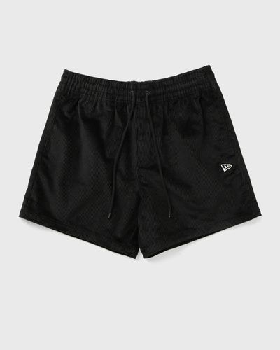 new era NE CORD SHORT, black