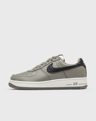 Nike AIR FORCE 1 '01, green