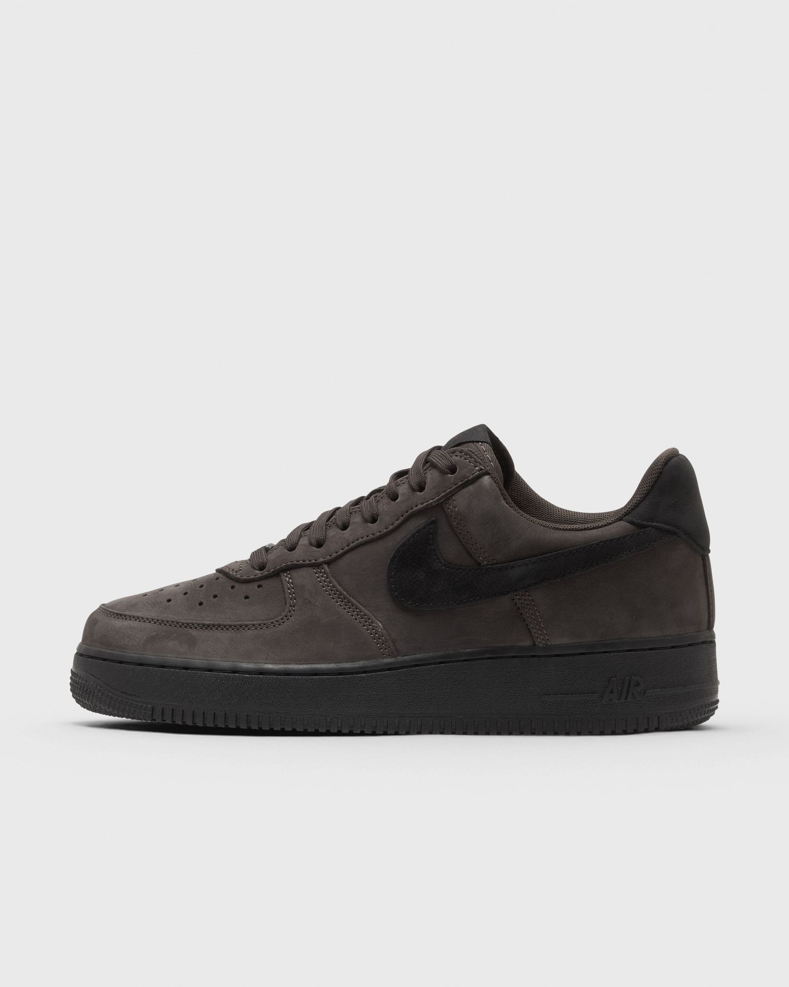 Nike Air Force 1 Low “Premium Black Tea”: warmer brauner AF1