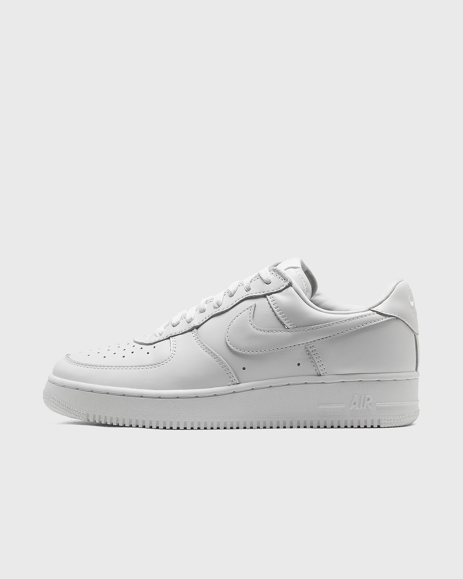 Nike Air Force 1 Low ’01 “All White”: der pureste Basic, geprüft (3)