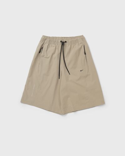 Nike DF TECH HELIOS SUN SHORT, brown