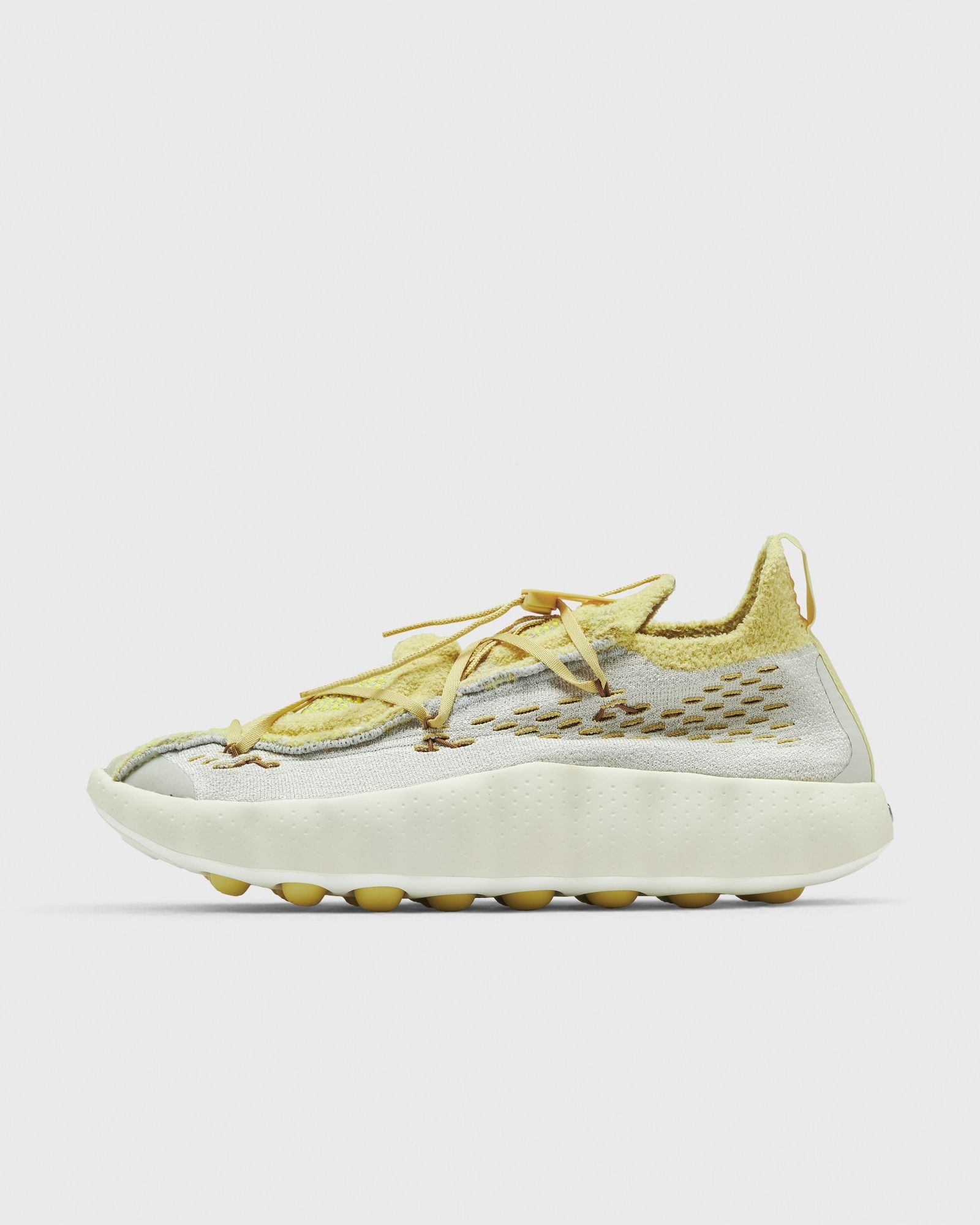 Nike MIND 002 FK QS