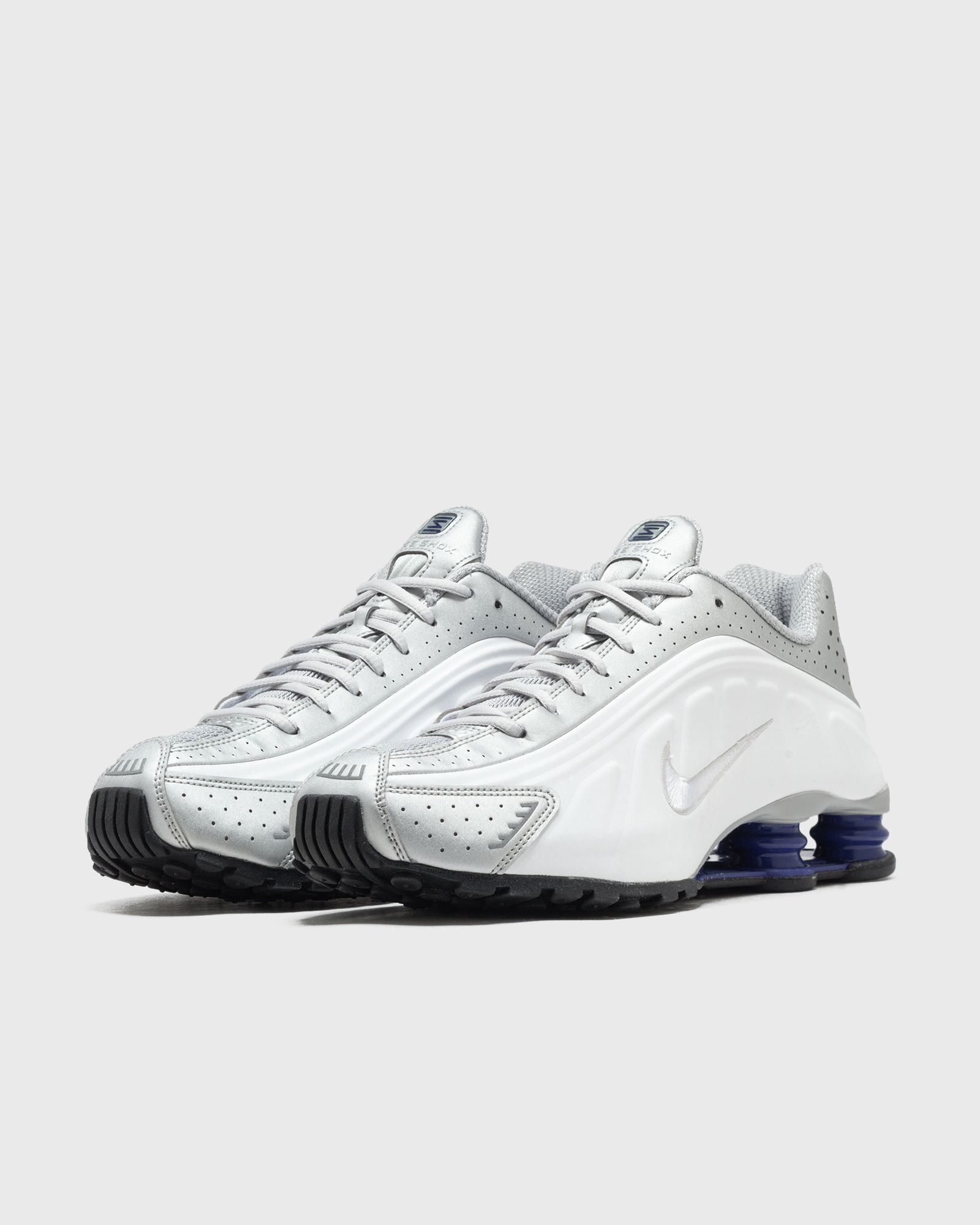 Nike Shox R4 promotion