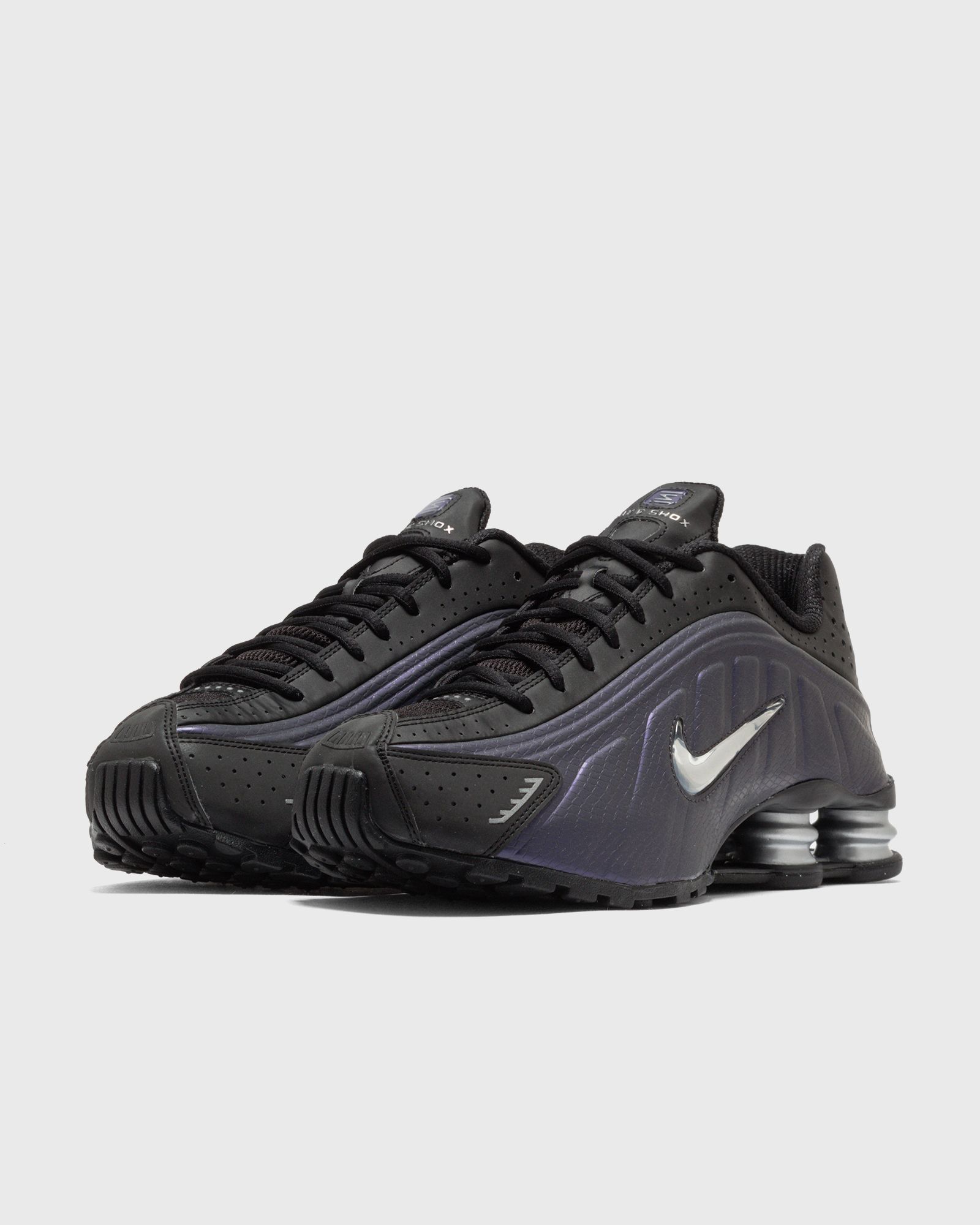 Nike Shox R4 promotion