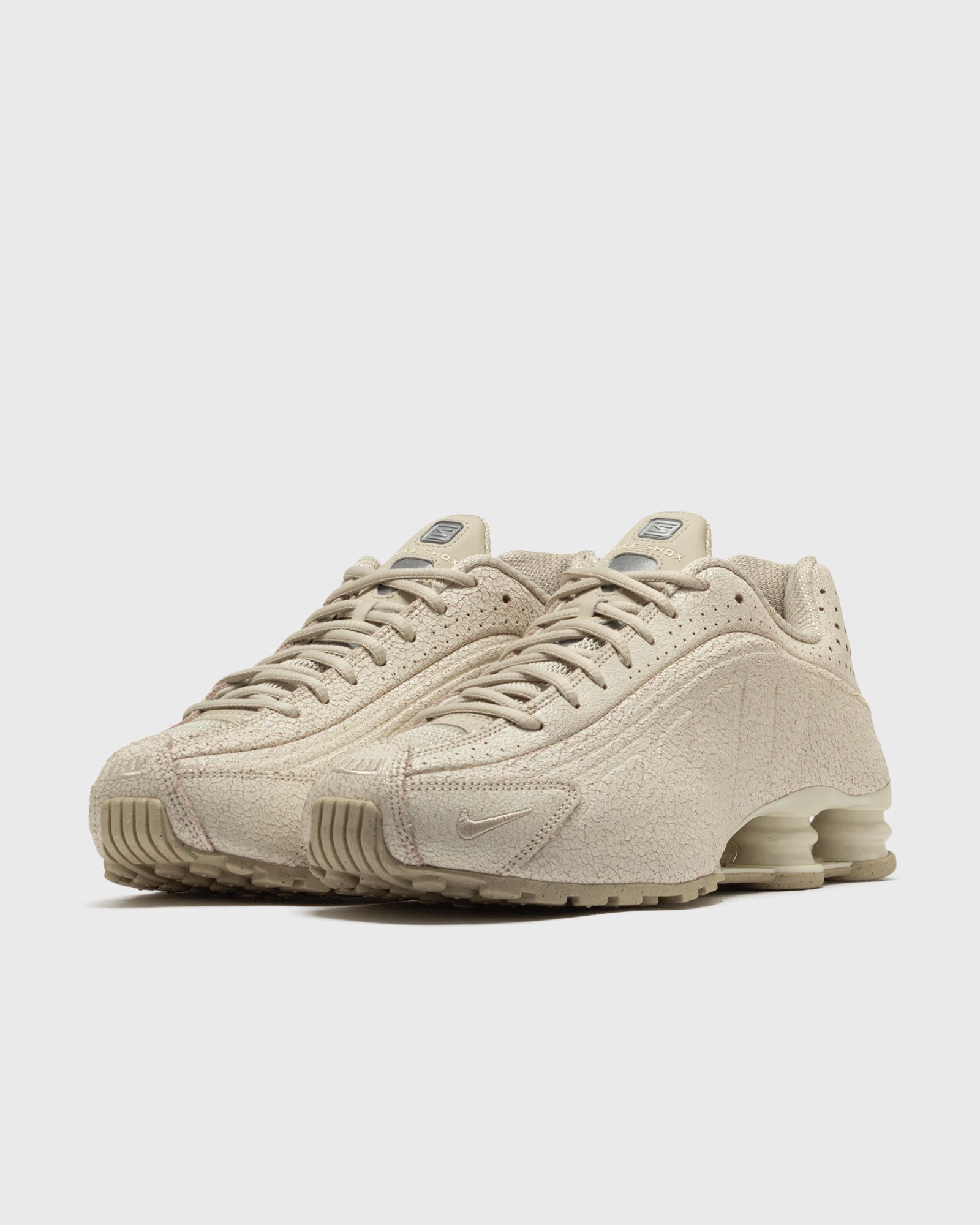 Nike Shox R4 promotion