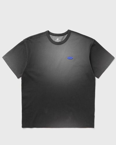 Nike TEE LSE PREM ESS WASH, black